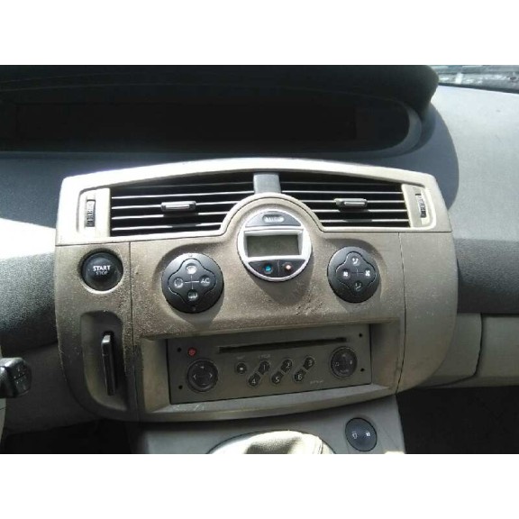 renault scenic ii del año 2005