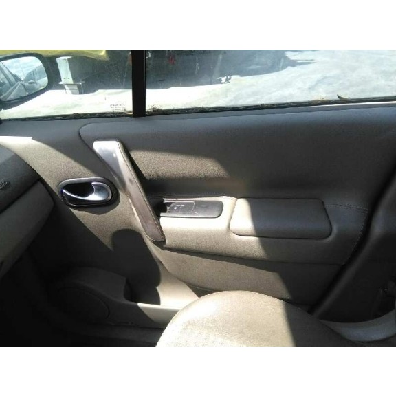 renault scenic ii del año 2005