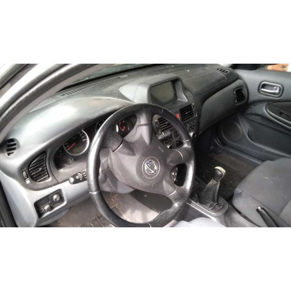 nissan almera (n16/e) del año 2004
