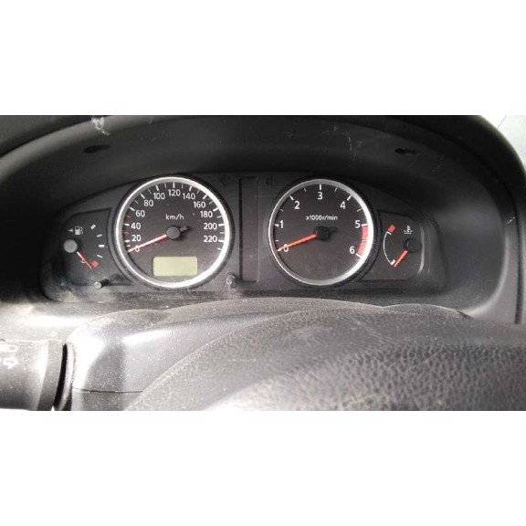 nissan almera (n16/e) del año 2004