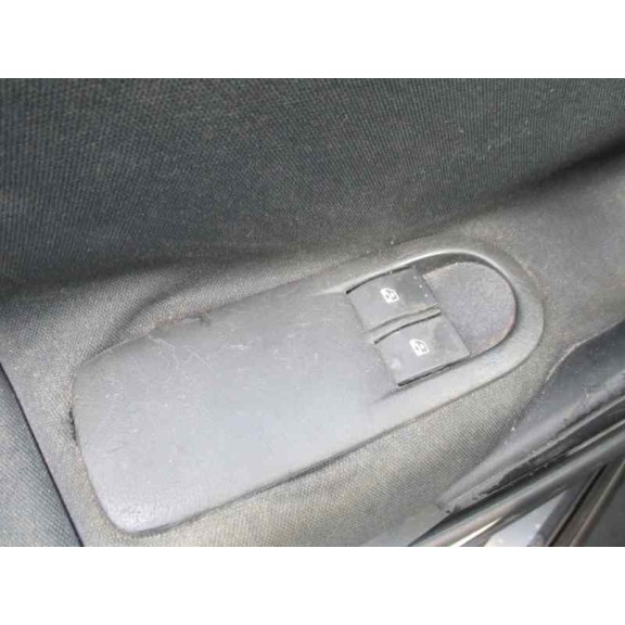 renault megane ii berlina 3p del año 2002