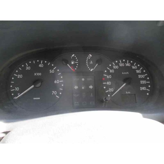 renault clio ii fase i (b/cbo) del año 2000