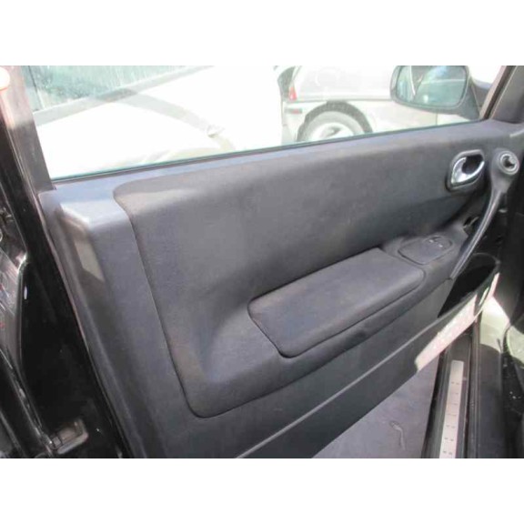 renault megane ii berlina 3p del año 2002