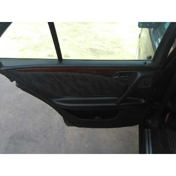 mercedes-benz clase e (w210) berlina diesel del año 2002