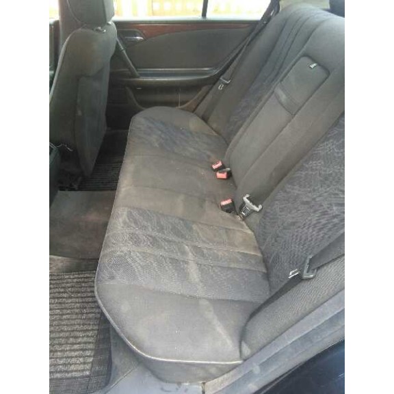 mercedes-benz clase e (w210) berlina diesel del año 2002