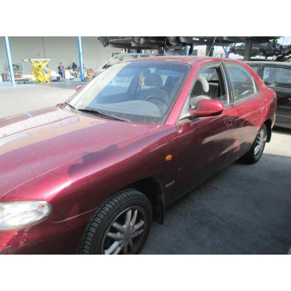 daewoo nubira berlina del año 1998
