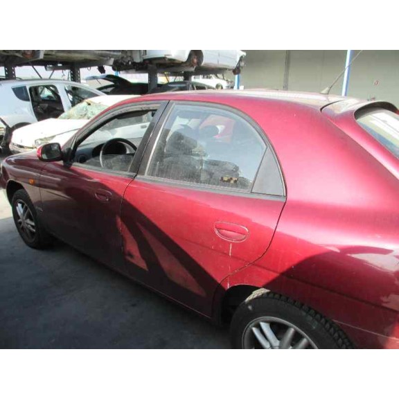 daewoo nubira berlina del año 1998