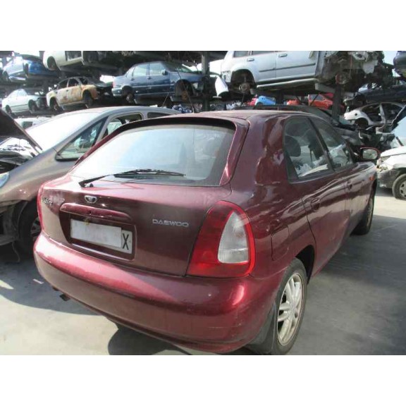 daewoo nubira berlina del año 1998