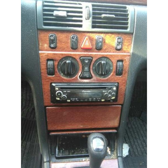 mercedes-benz clase e (w210) berlina diesel del año 2002