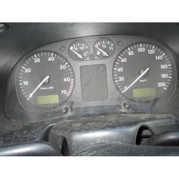 volkswagen polo berlina (6n1) del año 1999