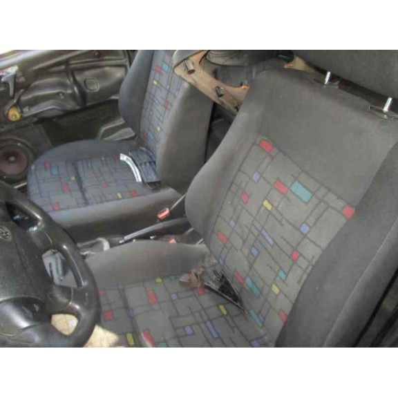 volkswagen polo berlina (6n1) del año 1999