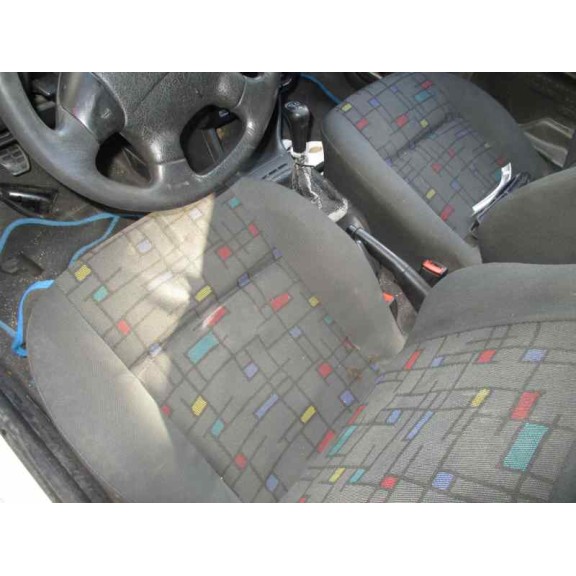 volkswagen polo berlina (6n1) del año 1999