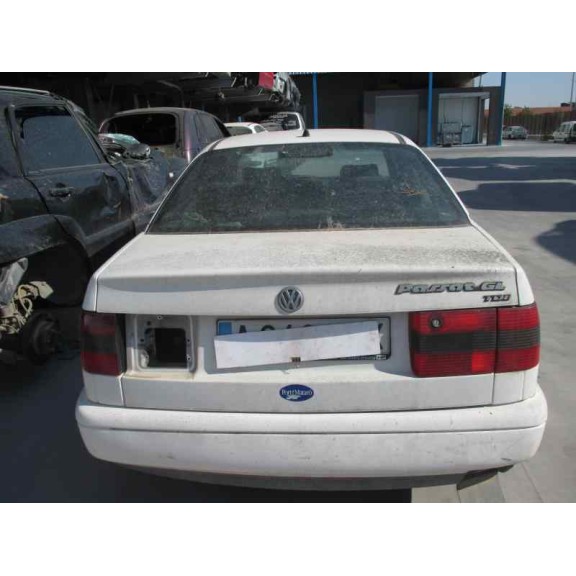 volkswagen passat berlina (3a2) del año 1996