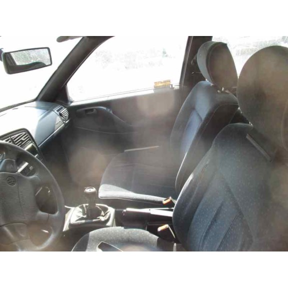 volkswagen passat berlina (3a2) del año 1996