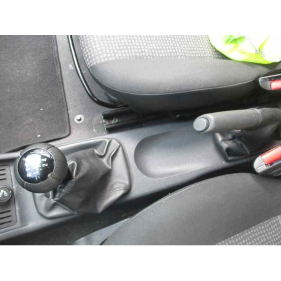 opel corsa c del año 2006