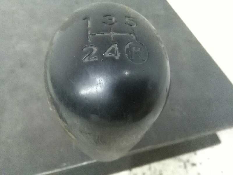 Recambio de pomo palanca cambio para toyota rav 4 (a2) 1.8 luna referencia OEM IAM  5 VEL 