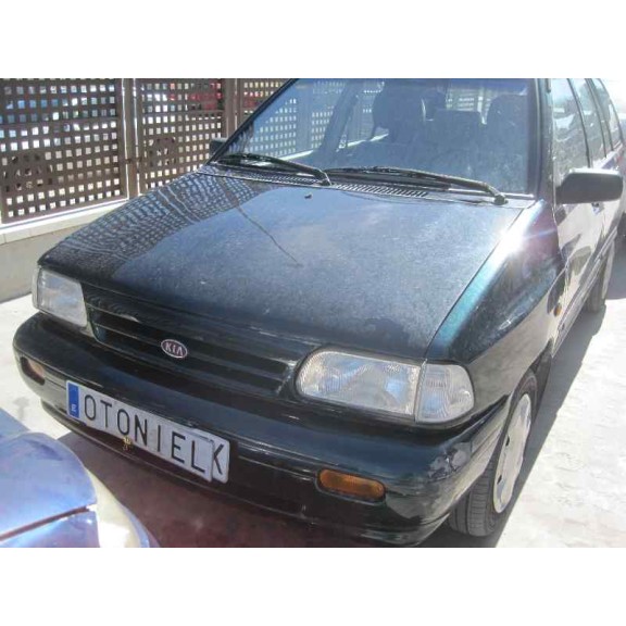 kia pride del año 2000