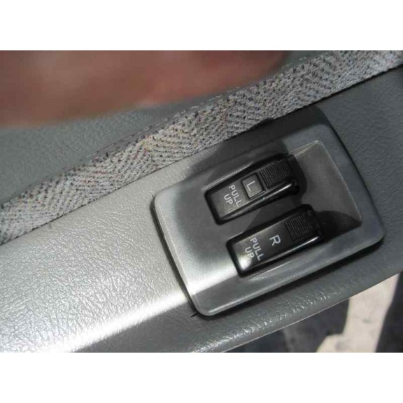 kia pride del año 2000