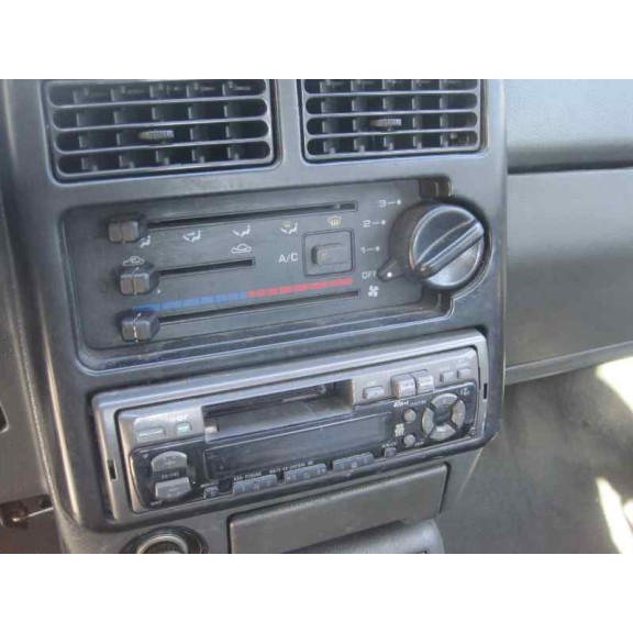 kia pride del año 2000