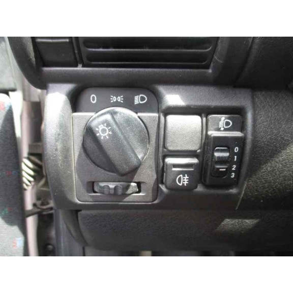 opel corsa b del año 1997