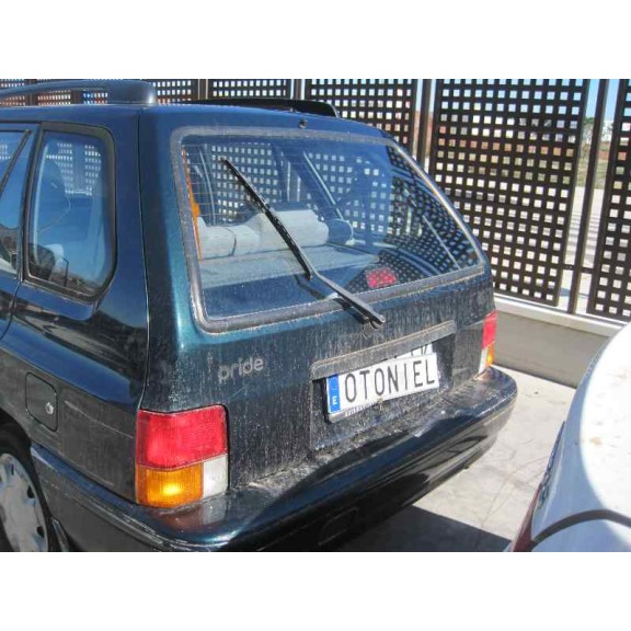 kia pride del año 2000