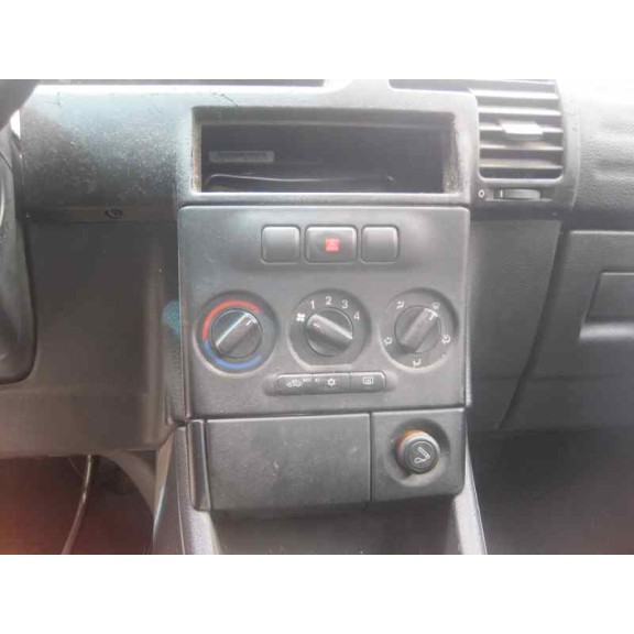 opel zafira a del año 2002