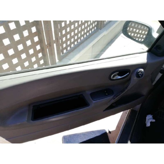 renault megane ii berlina 3p del año 2006