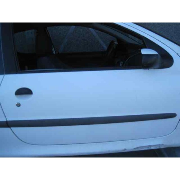 peugeot 206 berlina del año 1999