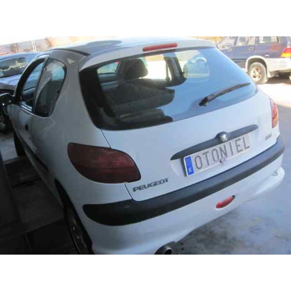 peugeot 206 berlina del año 1999