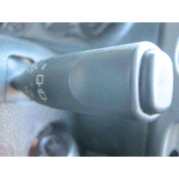 peugeot 206 berlina del año 1999