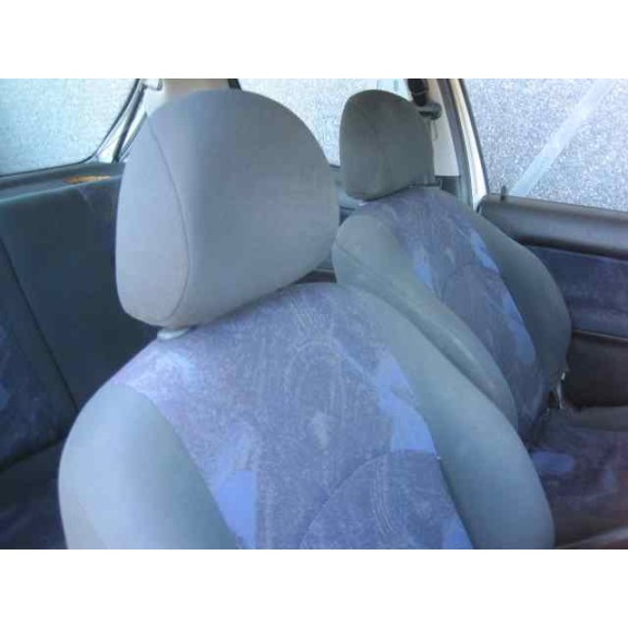 peugeot 206 berlina del año 1999