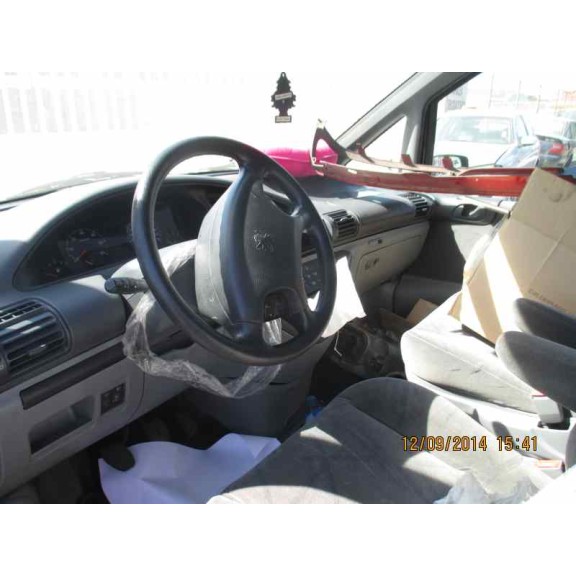 peugeot 806 del año 2001