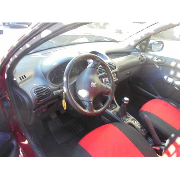 peugeot 206 berlina del año 1999