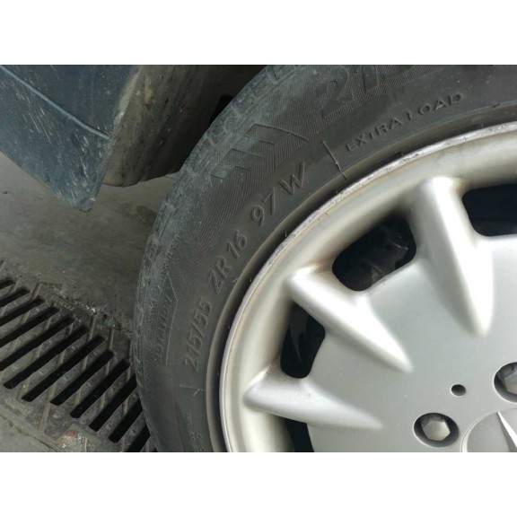 mercedes-benz clase e (w210) berlina del año 2000