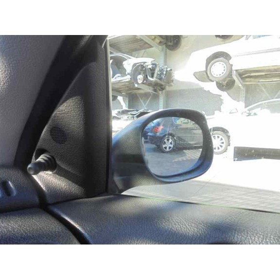 peugeot 206 berlina del año 1999