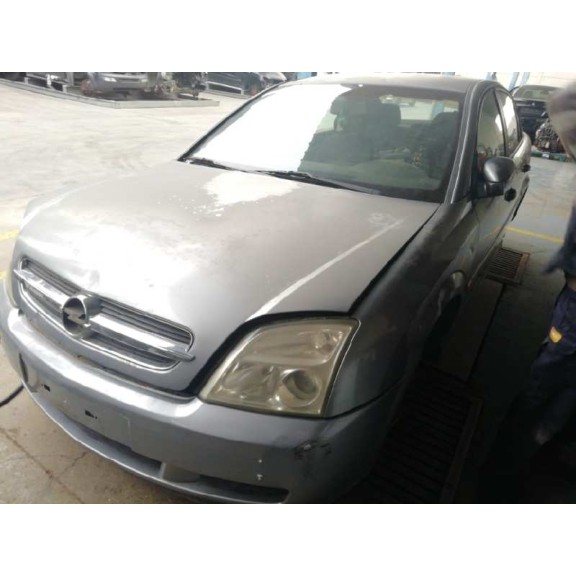 opel vectra c berlina del año 2003