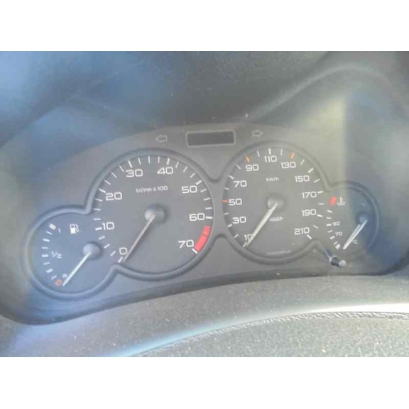 peugeot 206 berlina del año 1999