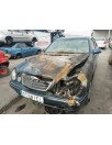 mercedes-benz clase e (w210) berlina del año 2000