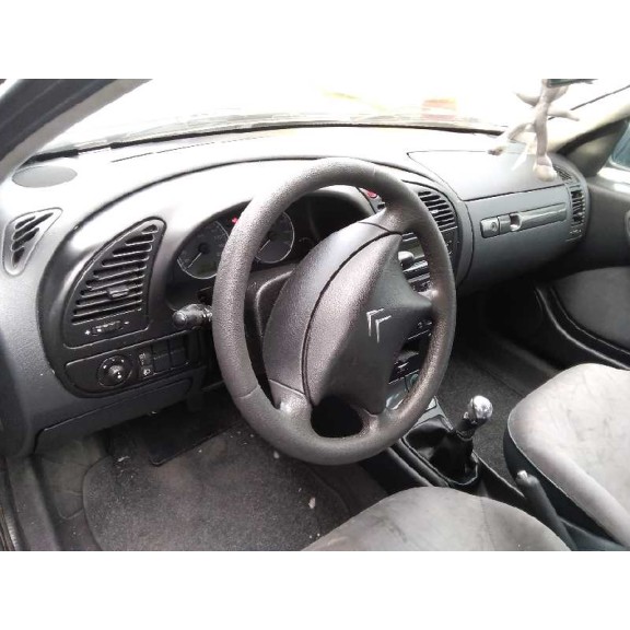 citroën xsara berlina del año 2004