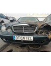 mercedes-benz clase e (w210) berlina del año 2000