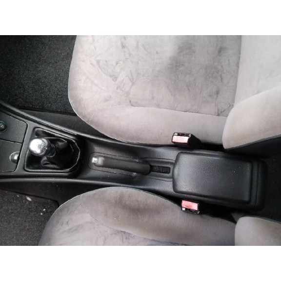 citroën xsara berlina del año 2004