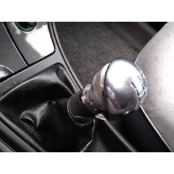 citroën xsara berlina del año 2004