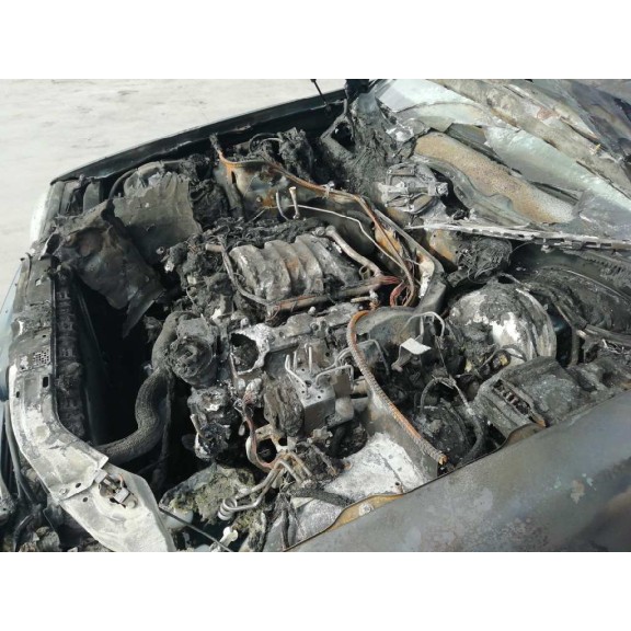 mercedes-benz clase e (w210) berlina del año 2000