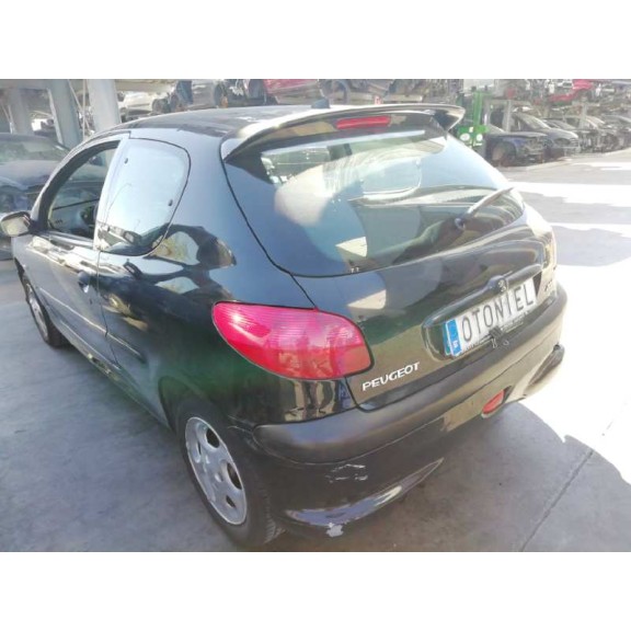peugeot 206 berlina del año 2002