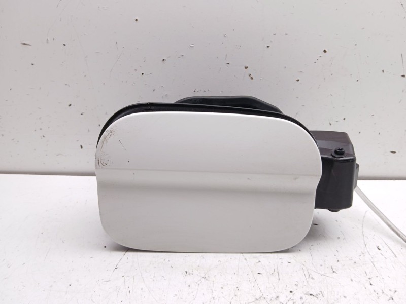 Recambio de tapa exterior combustible para skoda octavia iv (nx3, nn3, pv3) 1.5 tsi referencia OEM IAM 5e6809857b  