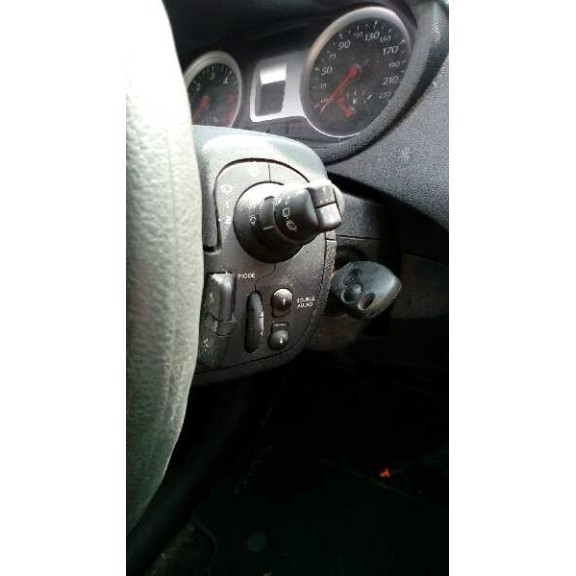 renault clio iii del año 2011