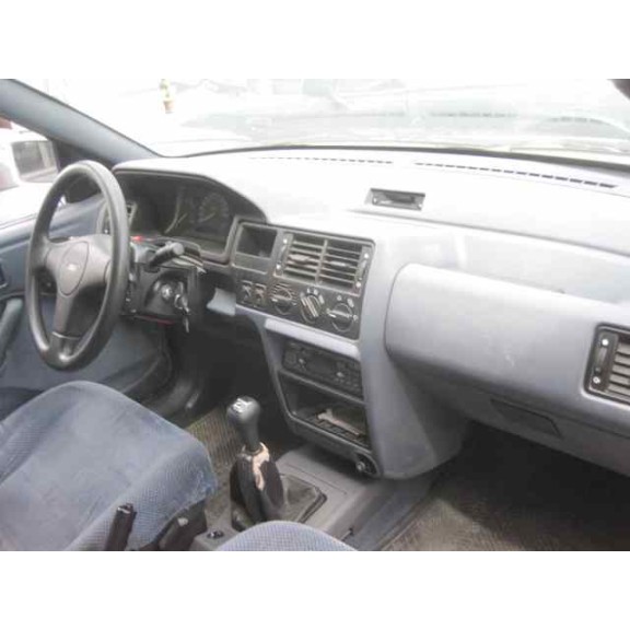 ford escort berlina del año 1992