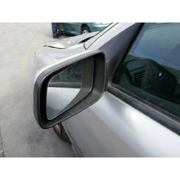 opel astra g berlina del año 2001