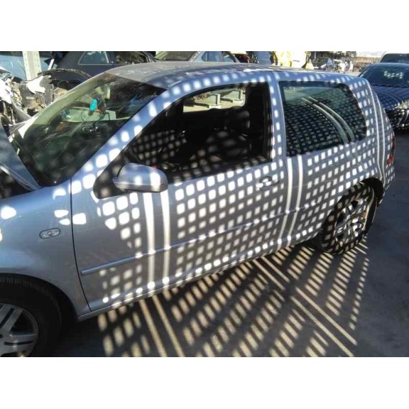 volkswagen golf iv berlina (1j1) del año 2001