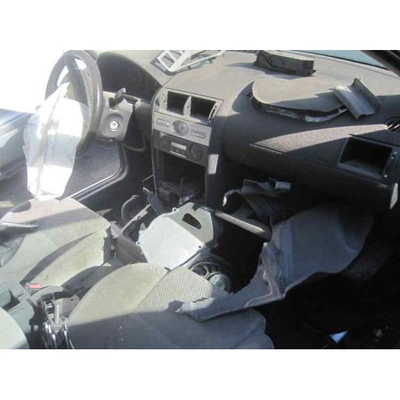 ford mondeo berlina (ge) del año 2005